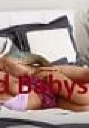 4 Bad Babysitters Erotik Filmi izle