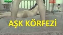 Aşk Körfezi Yeşilçam Erotik Filmi izle